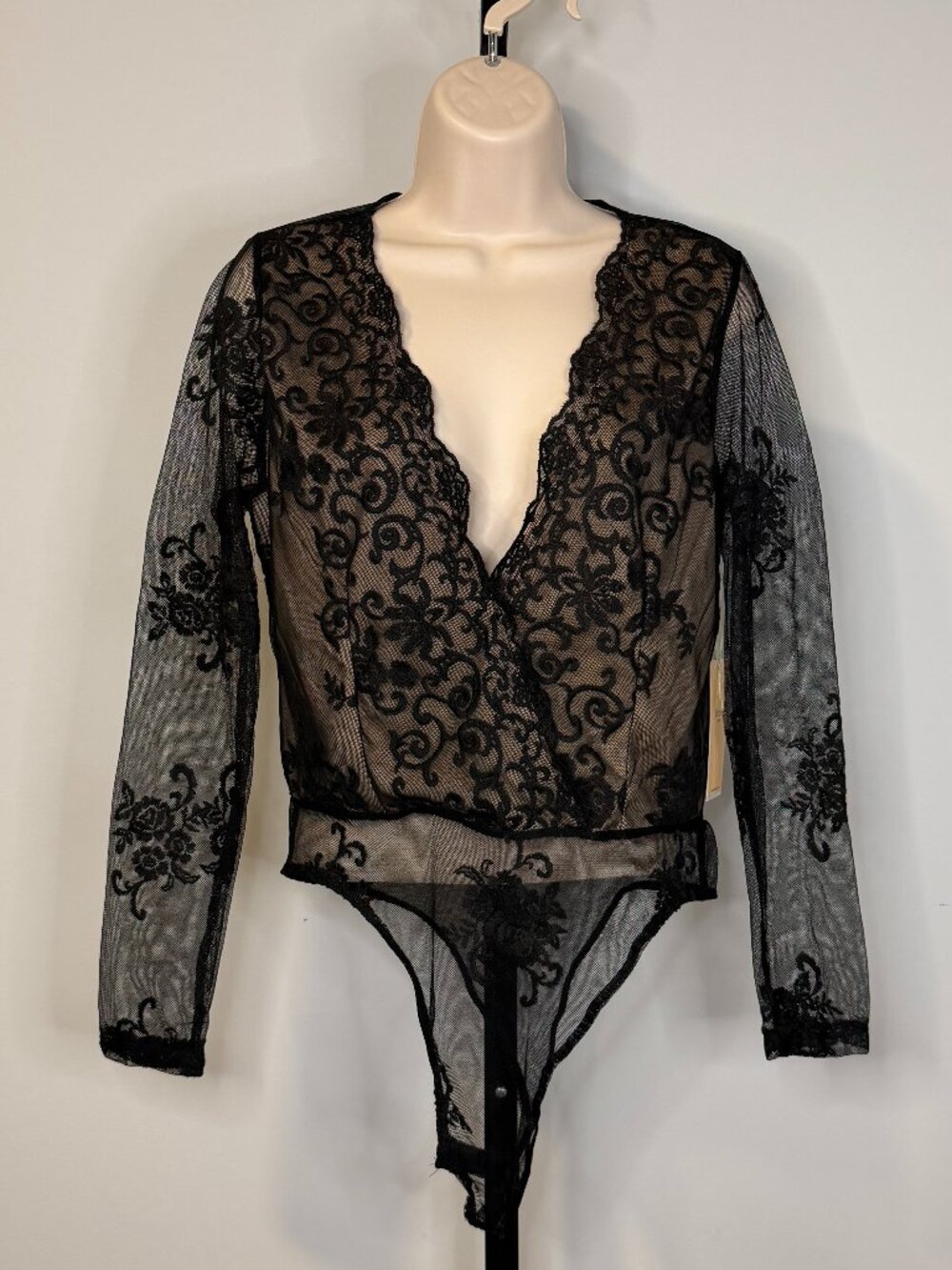 Blashe Black Long Sleeve Lace Bodysuit - Size L